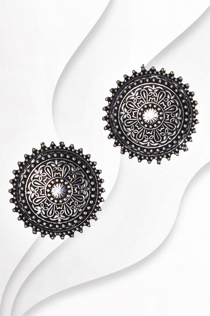 Oxidised Stud Jewelery